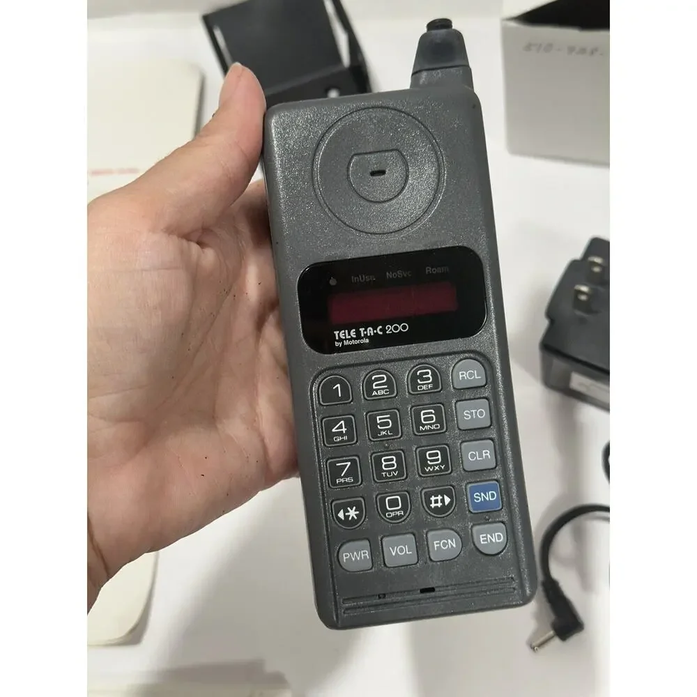 Vintage Tele Tac 200 Motorola Cell Phone + Extras Powers On For Parts Only AS-IS